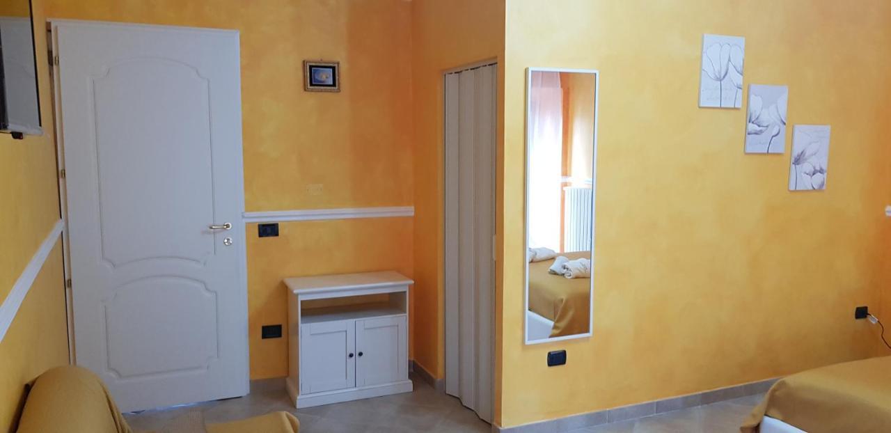 فيبو فالينتيا B&B Del Corso Vittorio المظهر الخارجي الصورة